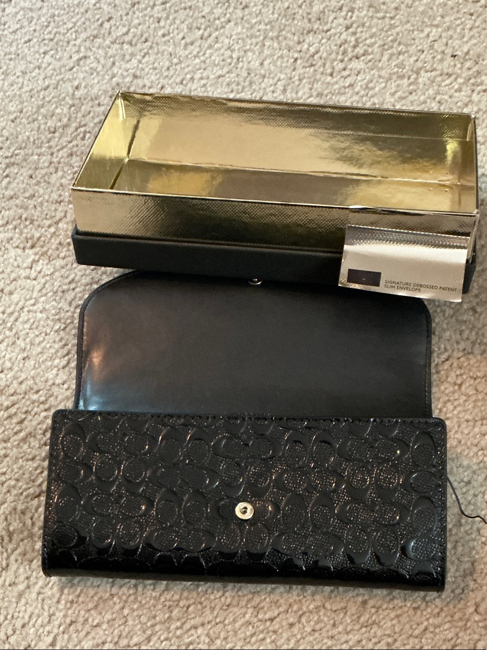 Coach Black Patent Signature Envelope Wallet with Gold Logo - Picture 3 of 8
